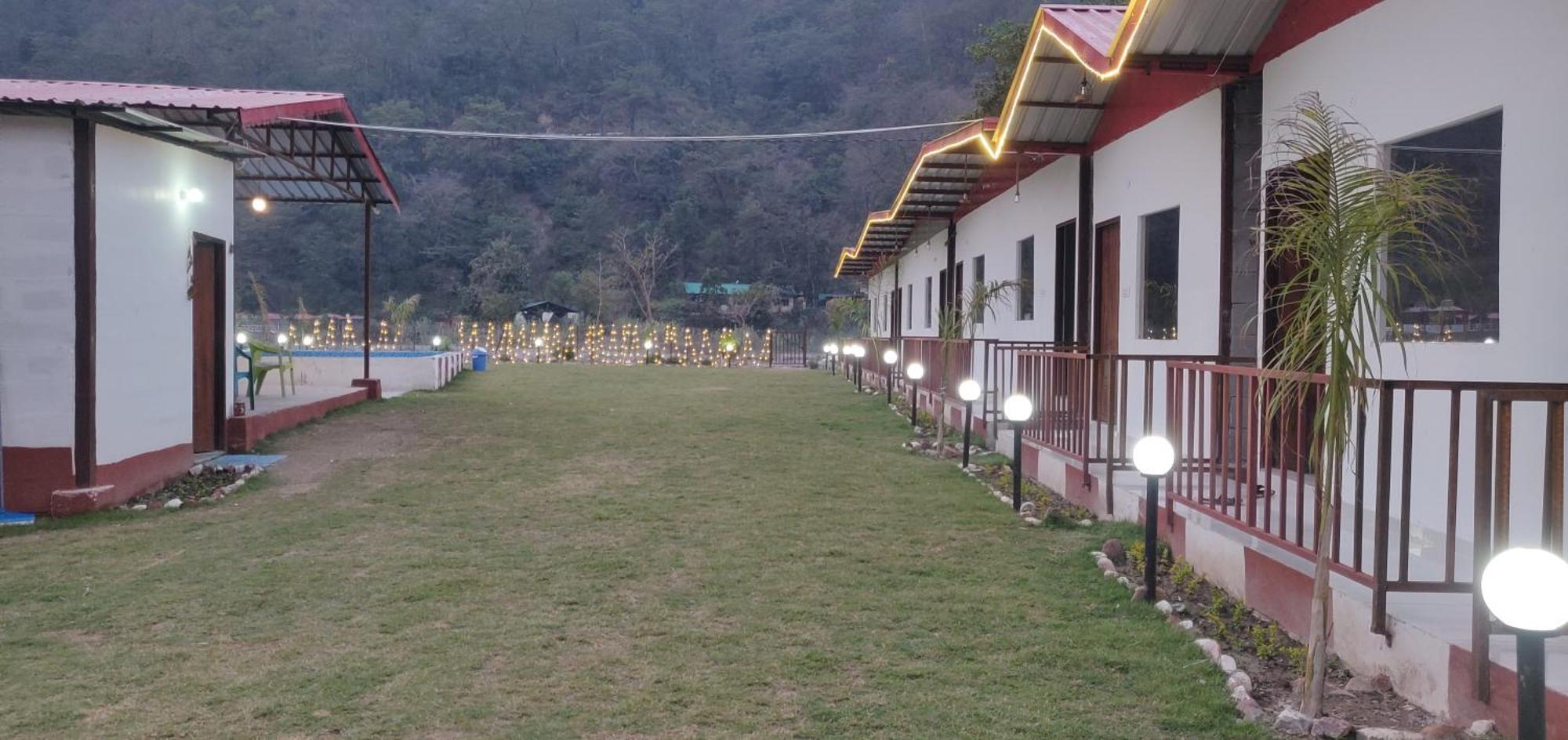 The Waterfront Resort Rishīkesh 외부 사진