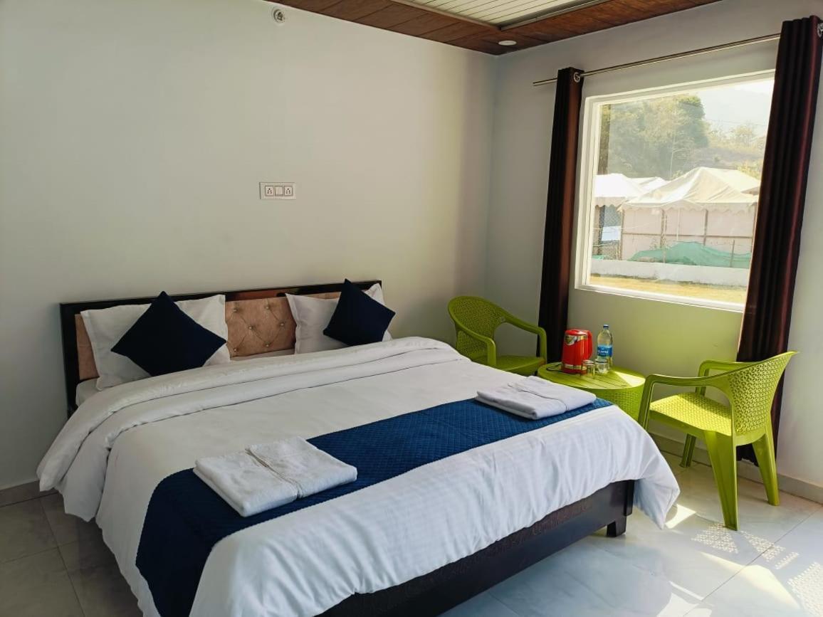 The Waterfront Resort Rishīkesh 외부 사진